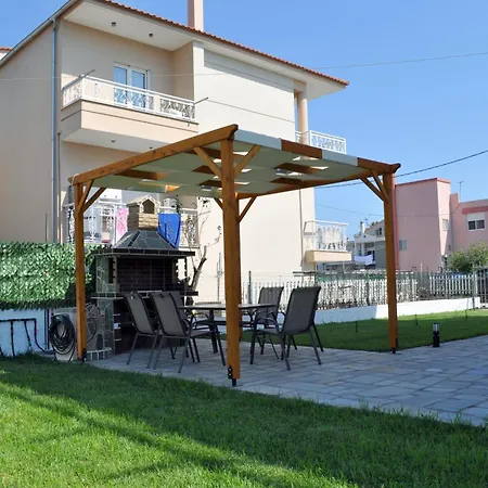 Thea Apartment